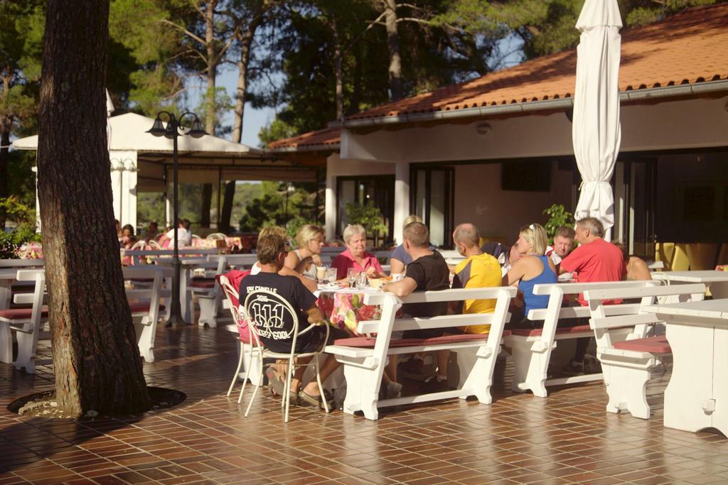 Camping Village Poljana Mali Lošinj Exterior foto